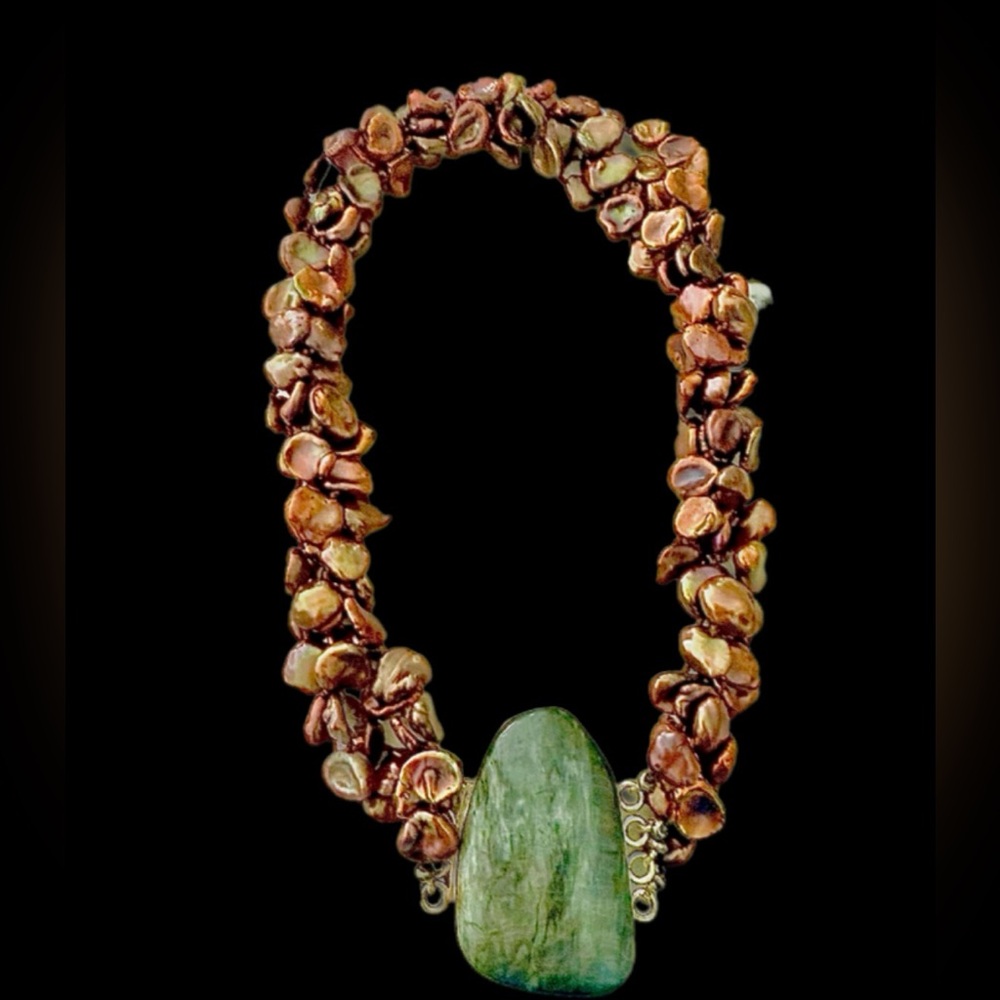 Keshi Pearl necklace with Jasper pendant - Picture 9 of 16